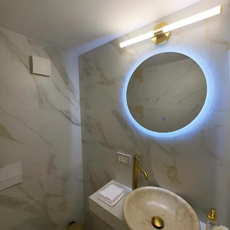 Barbarian * Rhodes City