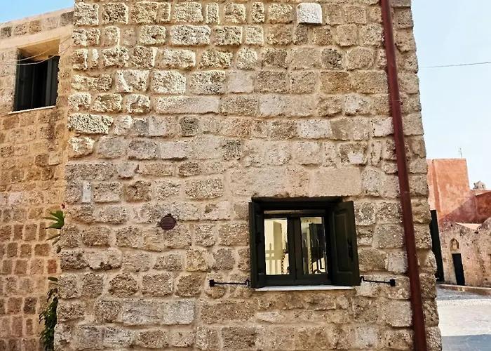 Barbarian Rhodes City