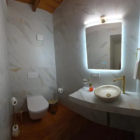 Barbarian Apartment Rhodes City